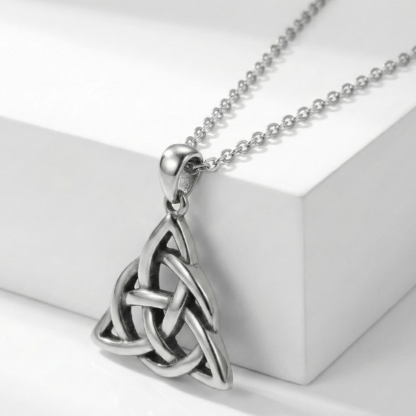 Vintage Viking Necklace – Norse-Inspired Silver Pendant